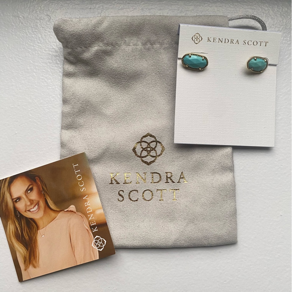 ❤️NEW❤️ Kendra Scott Ellie Gold Stud Earrings